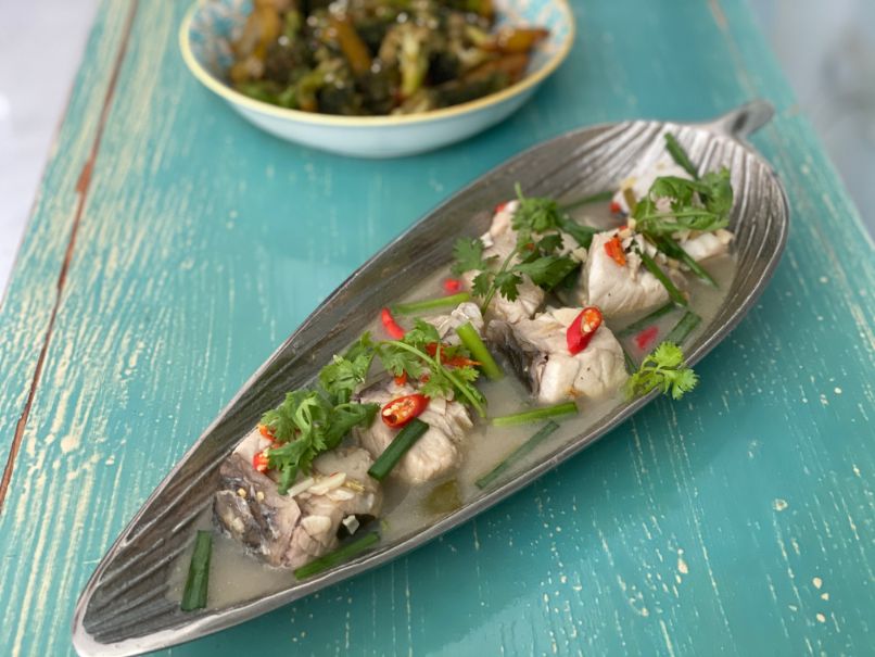 Thai Fish in Lime and Garlic Sauce  Recipe